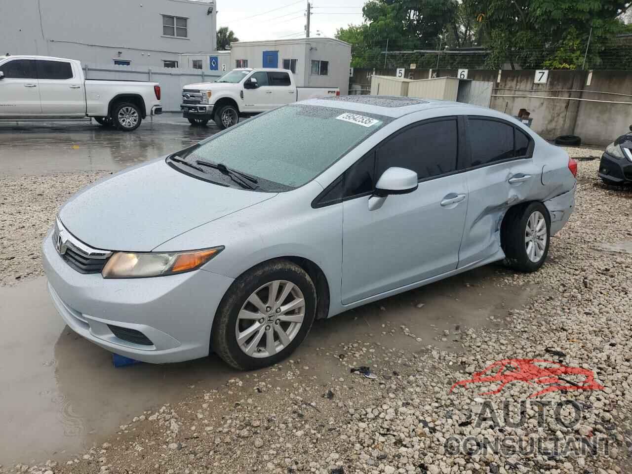 HONDA CIVIC 2012 - 2HGFB2F81CH520125