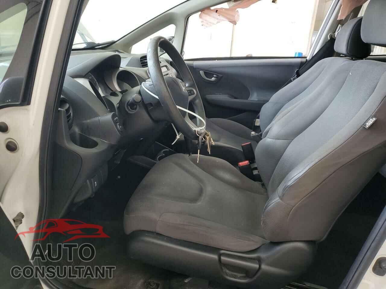 HONDA FIT 2013 - JHMGE8H38DC031237