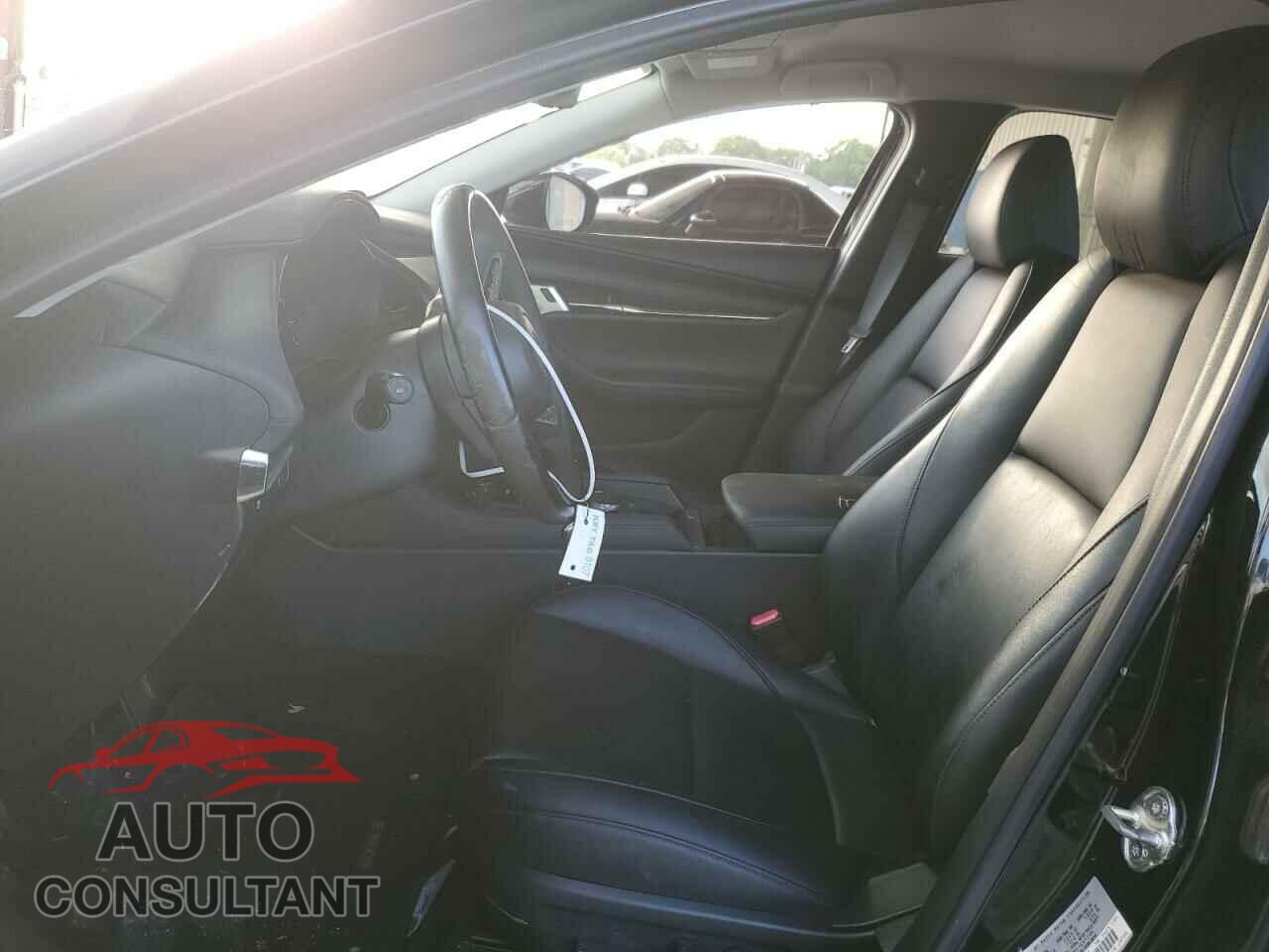 MAZDA 3 2019 - JM1BPACL0K1108700