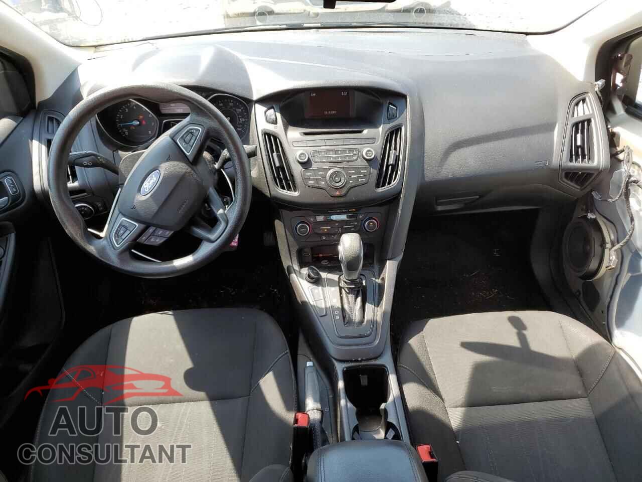 FORD FOCUS 2017 - 1FADP3FEXHL322405