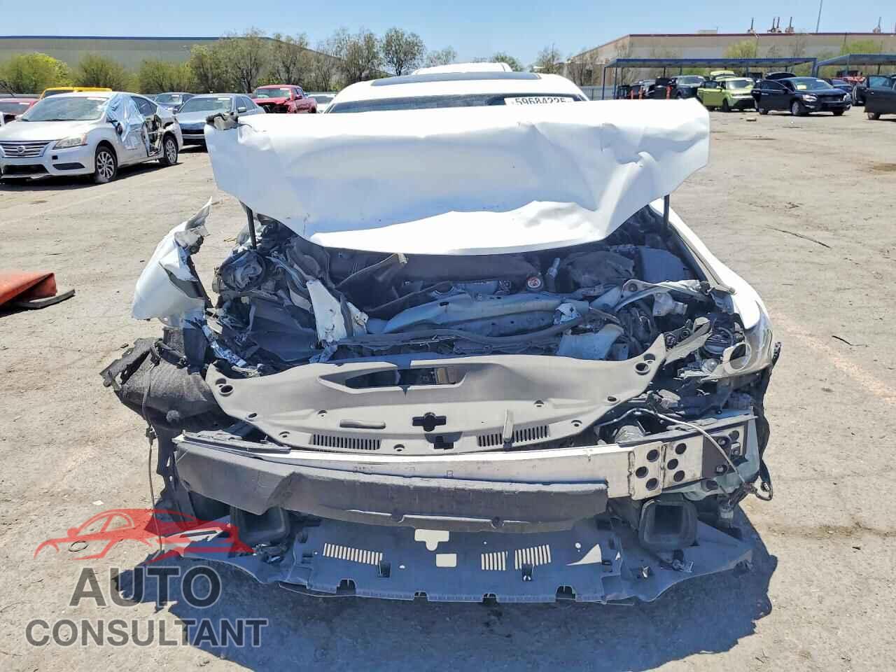 LEXUS IS 2017 - JTHBA1D23H5055319