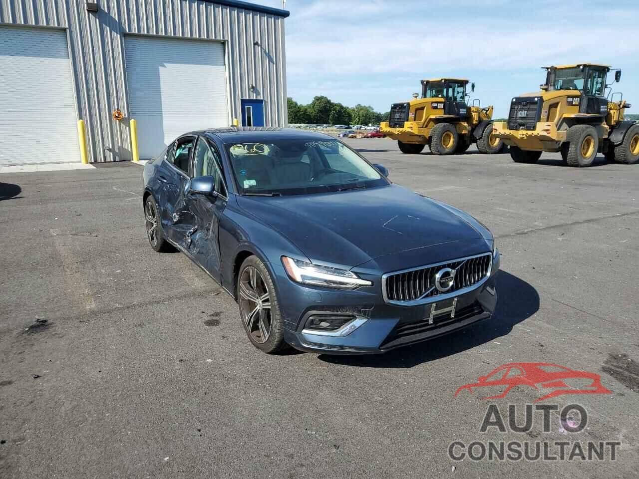 VOLVO S60 2019 - 7JRA22TL4KG016262