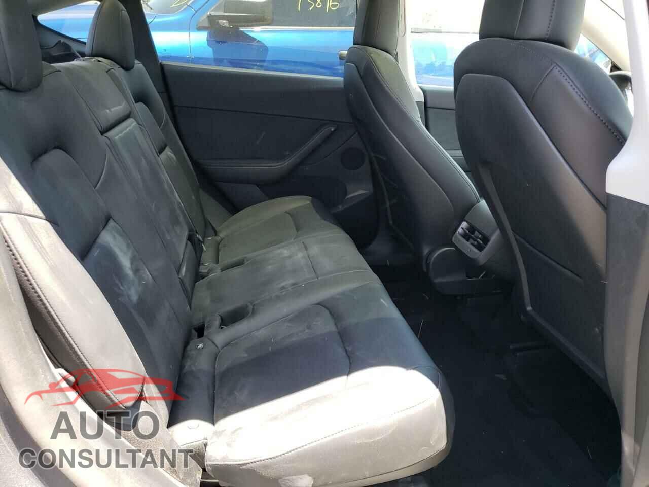 TESLA MODEL Y 2022 - 7SAYGDEE2NF428013