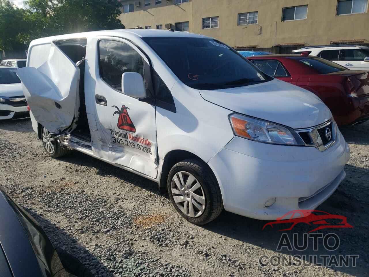 NISSAN NV 2017 - 3N6CM0KN5HK695698