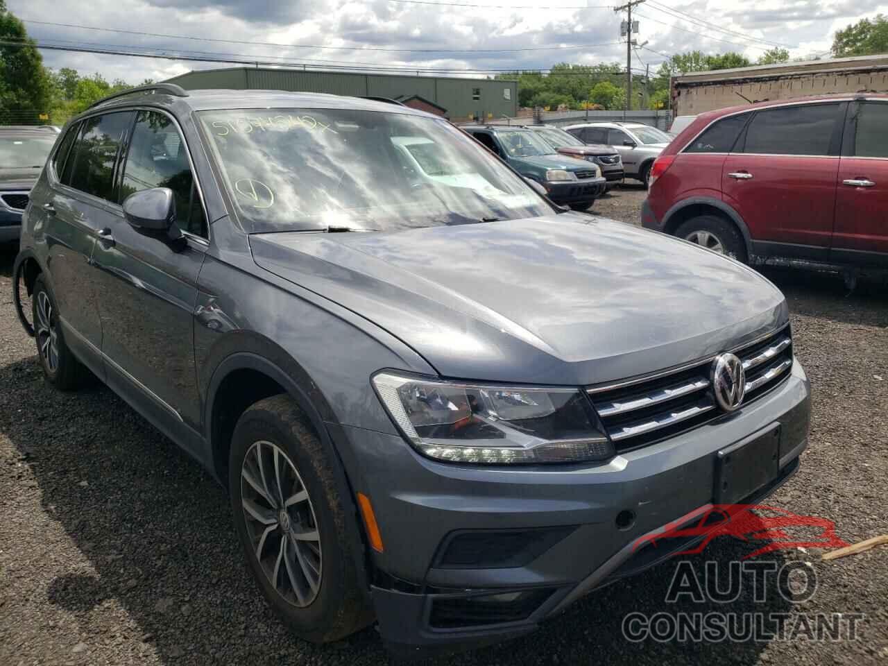 VOLKSWAGEN TIGUAN 2018 - 3VV2B7AX5JM030649