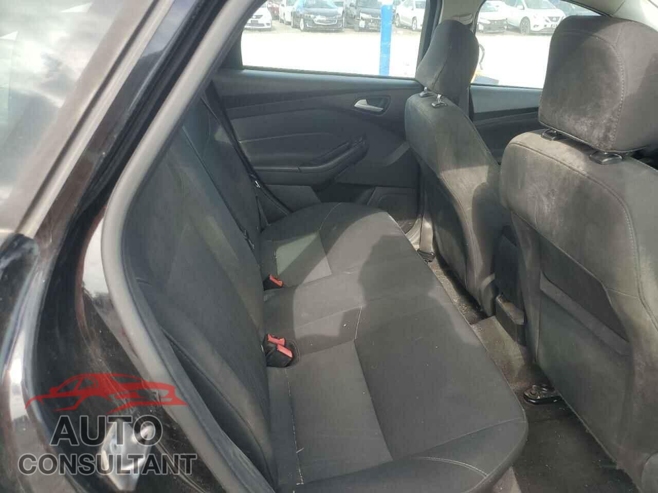 FORD FOCUS 2017 - 1FADP3F2XHL276953