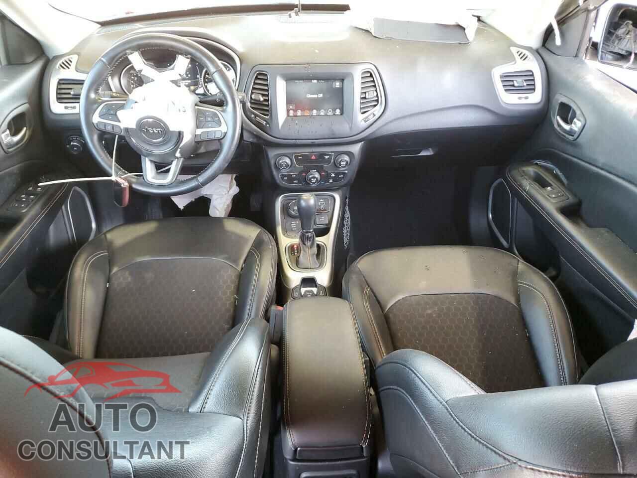 JEEP COMPASS 2020 - 3C4NJDBB5LT174615