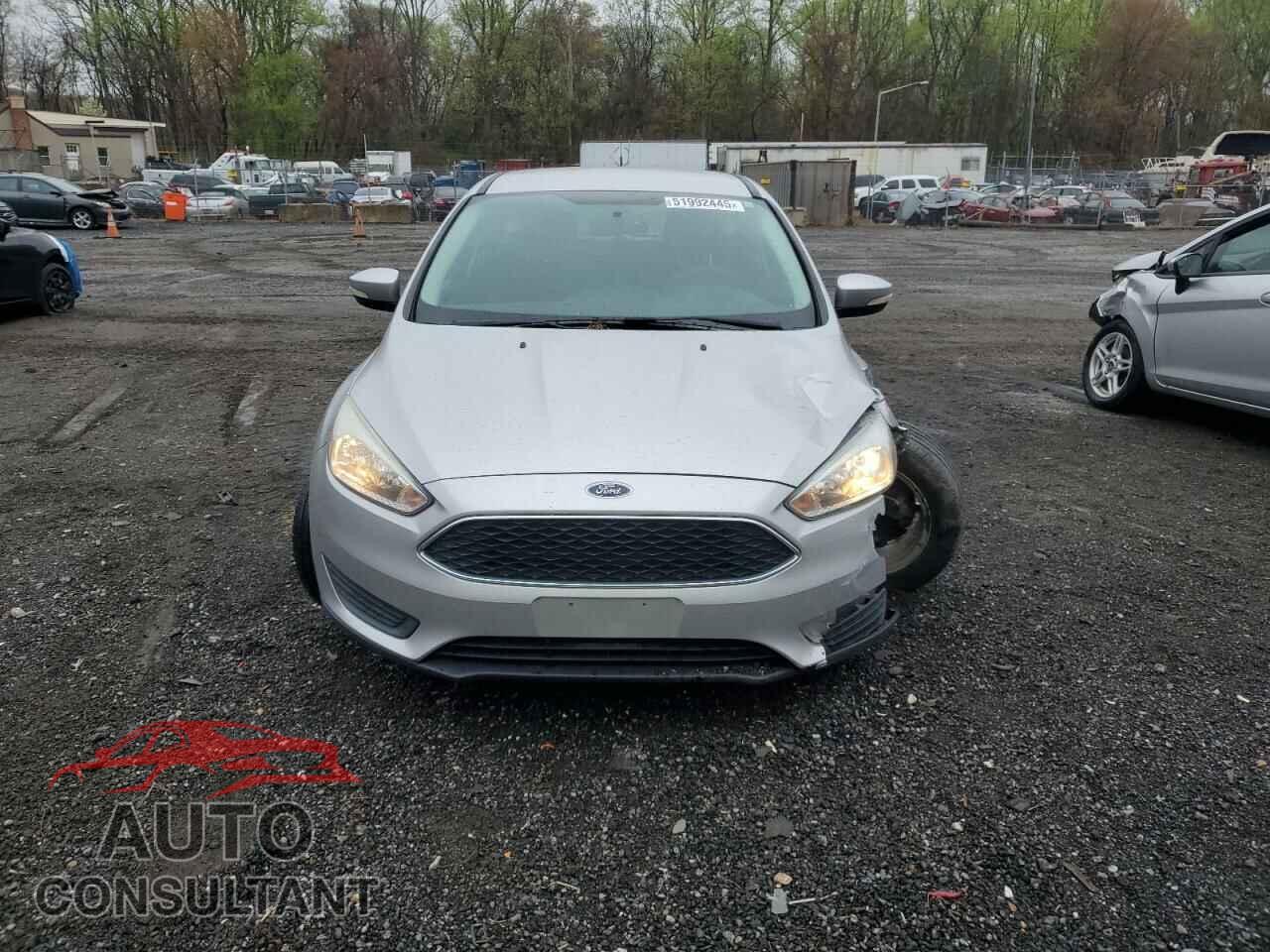 FORD FOCUS 2017 - 1FADP3K2XHL247944
