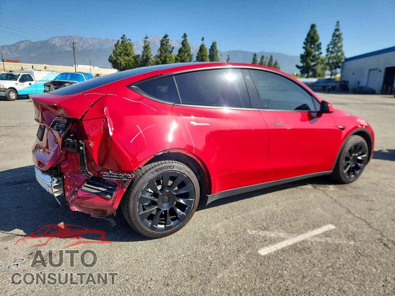 TESLA MODEL Y 2023 - 7SAYGAEE6PF632041