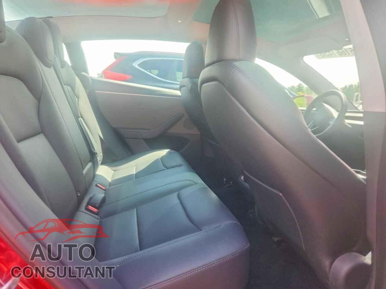 TESLA MODEL 3 2024 - 5YJ3E1EA4RF722799