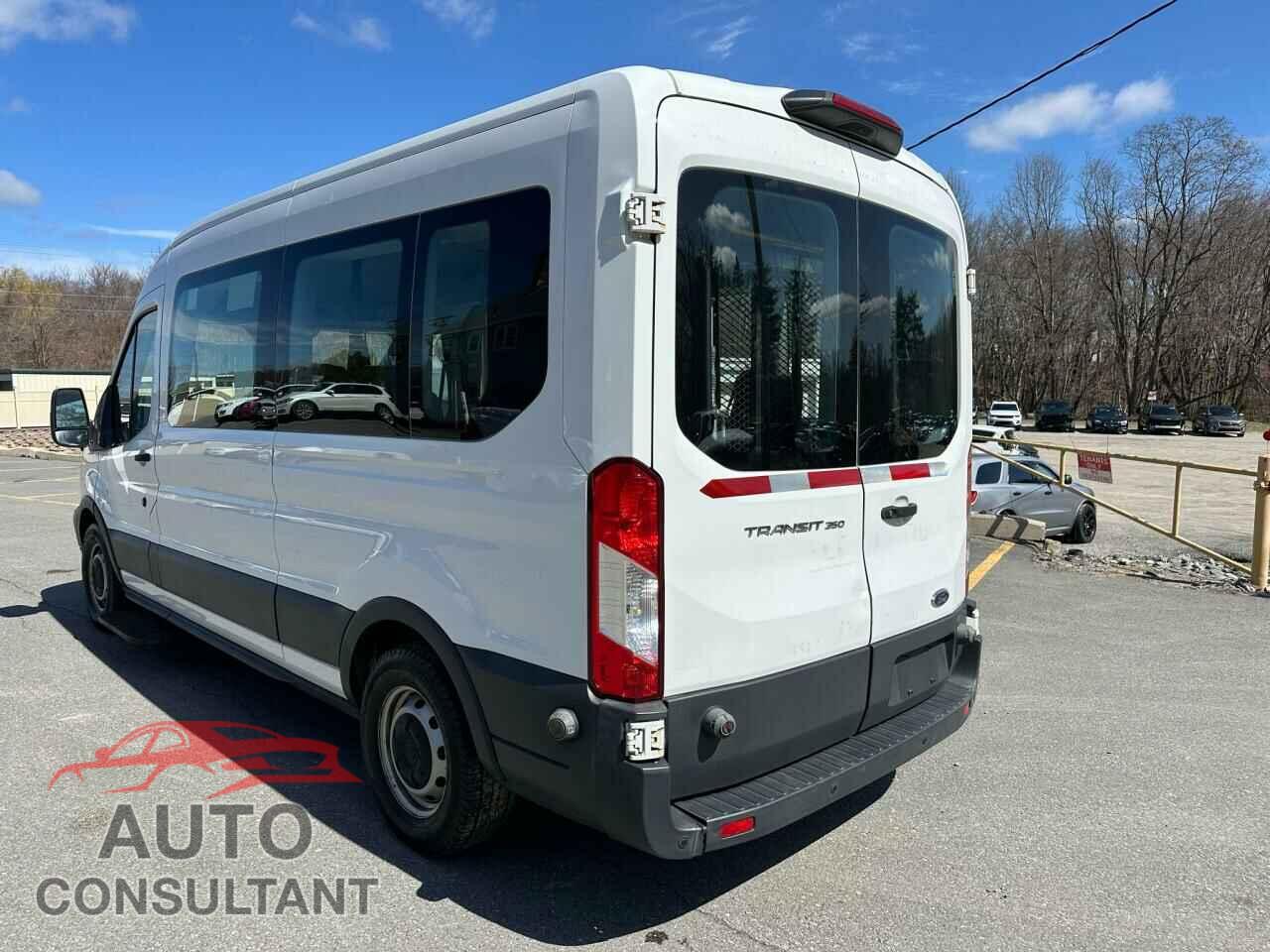 FORD TRANSIT 2018 - 1FBZX2CM7JKA76872