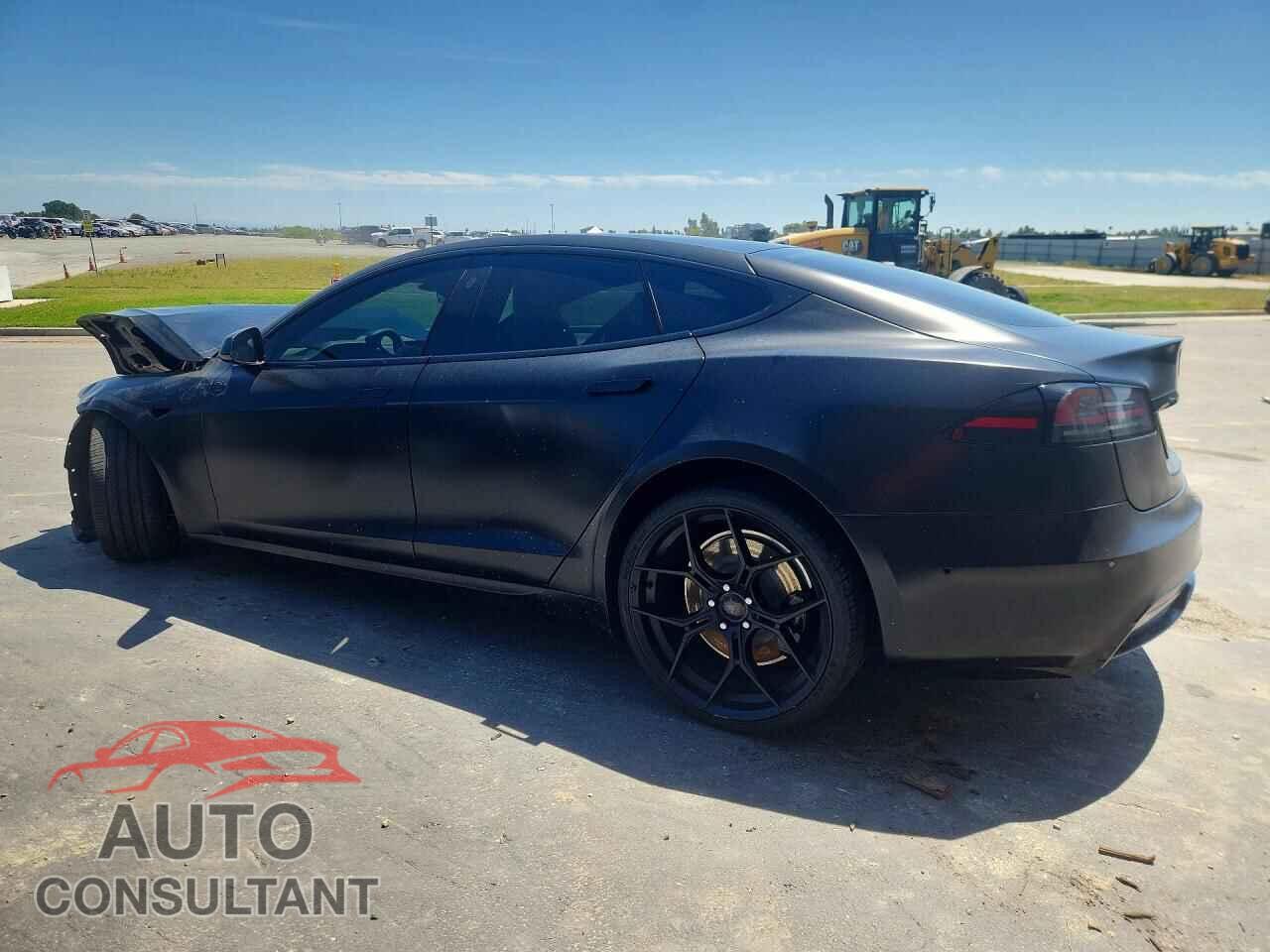 TESLA MODEL S 2023 - 5YJSA1E50PF498454