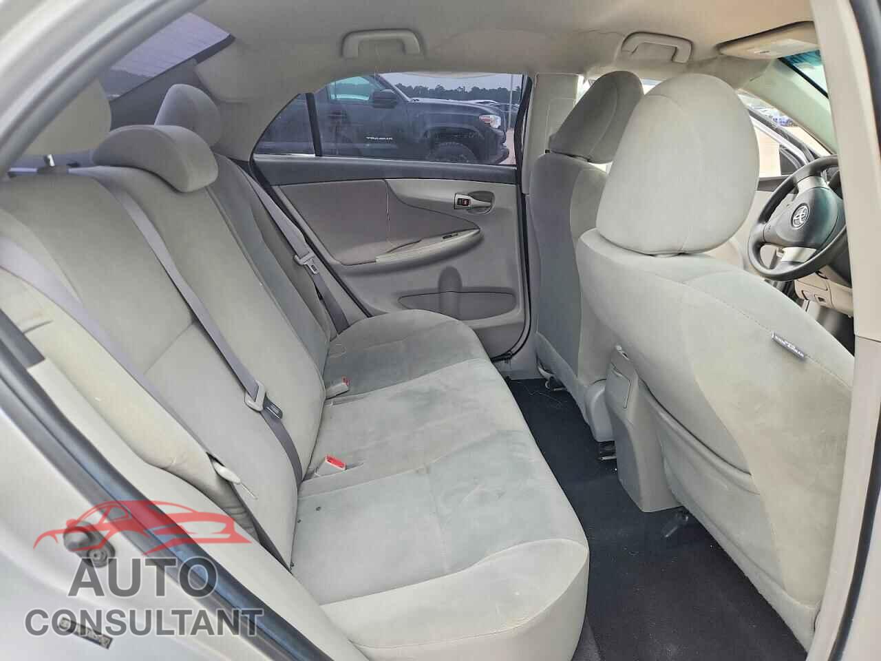TOYOTA COROLLA 2011 - 2T1BU4EEXBC572873