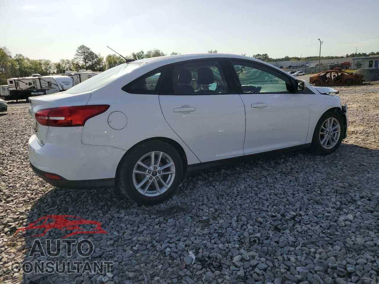 FORD FOCUS 2016 - 1FADP3F2XGL300599