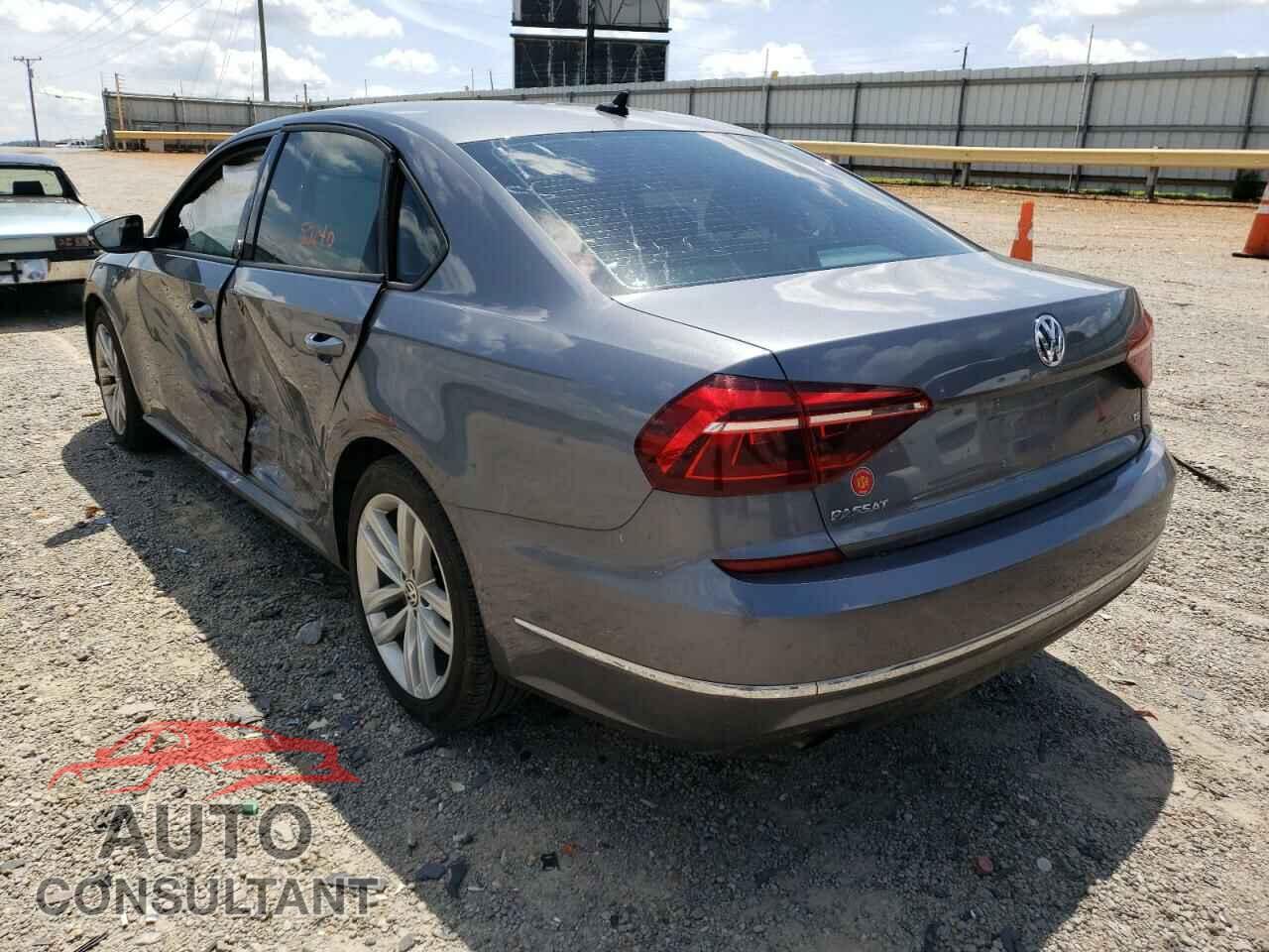 VOLKSWAGEN PASSAT 2019 - 1VWLA7A34KC012713