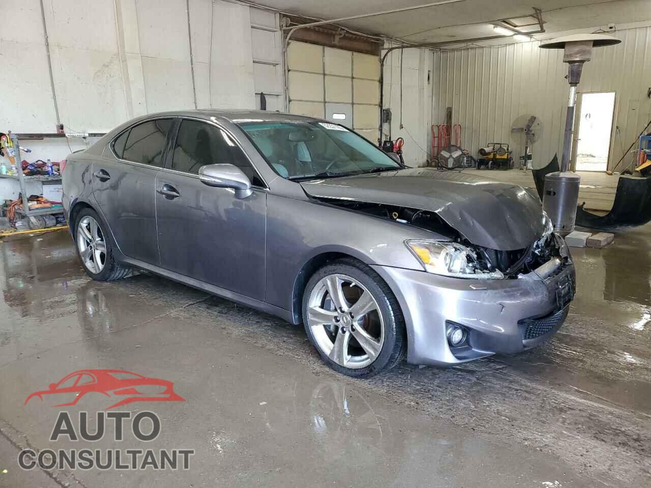 LEXUS IS 2013 - JTHBE5C28D5031931