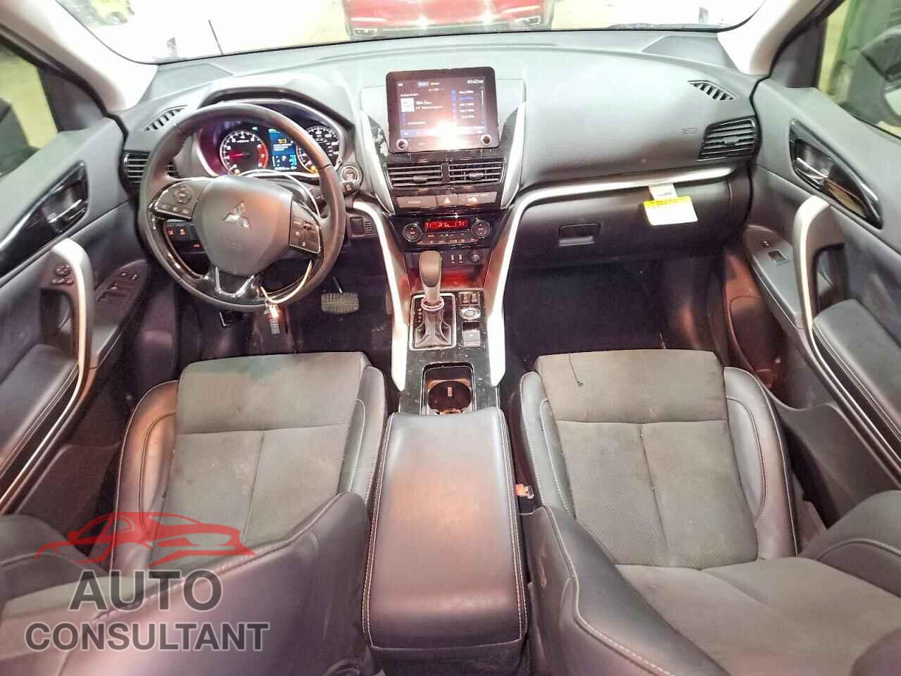 MITSUBISHI ECLIPSE 2024 - JA4ATWAA2RZ063707