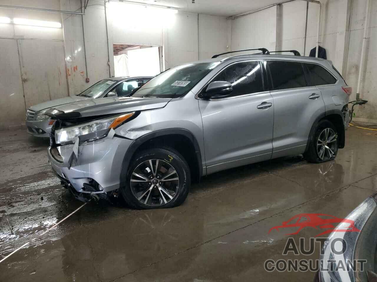 TOYOTA HIGHLANDER 2016 - 5TDJKRFH6GS325212