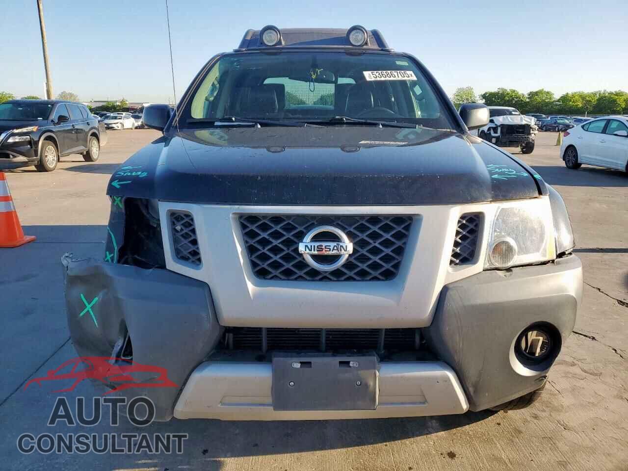 NISSAN XTERRA 2013 - 5N1AN0NW2DN817543