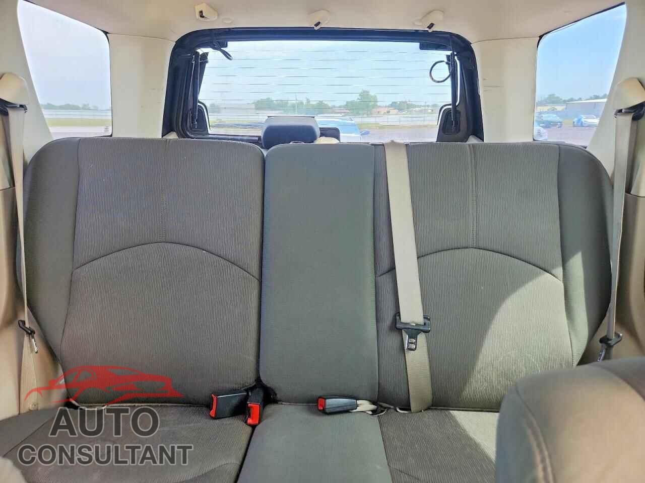 MAZDA TRIBUTE 2010 - 4F2CY0C72AKM02283