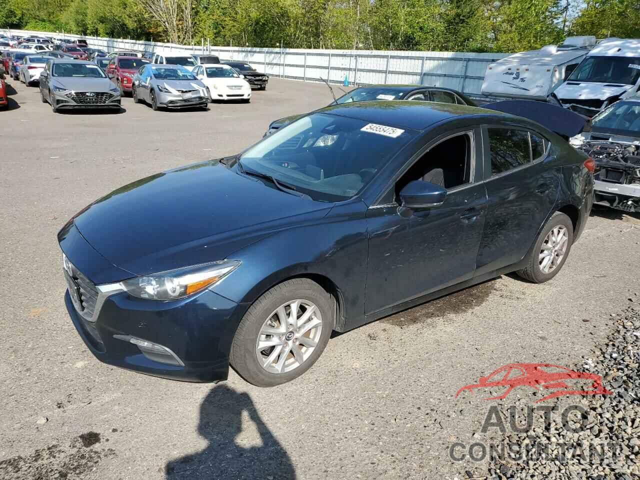 MAZDA 3 2018 - 3MZBN1U71JM228446