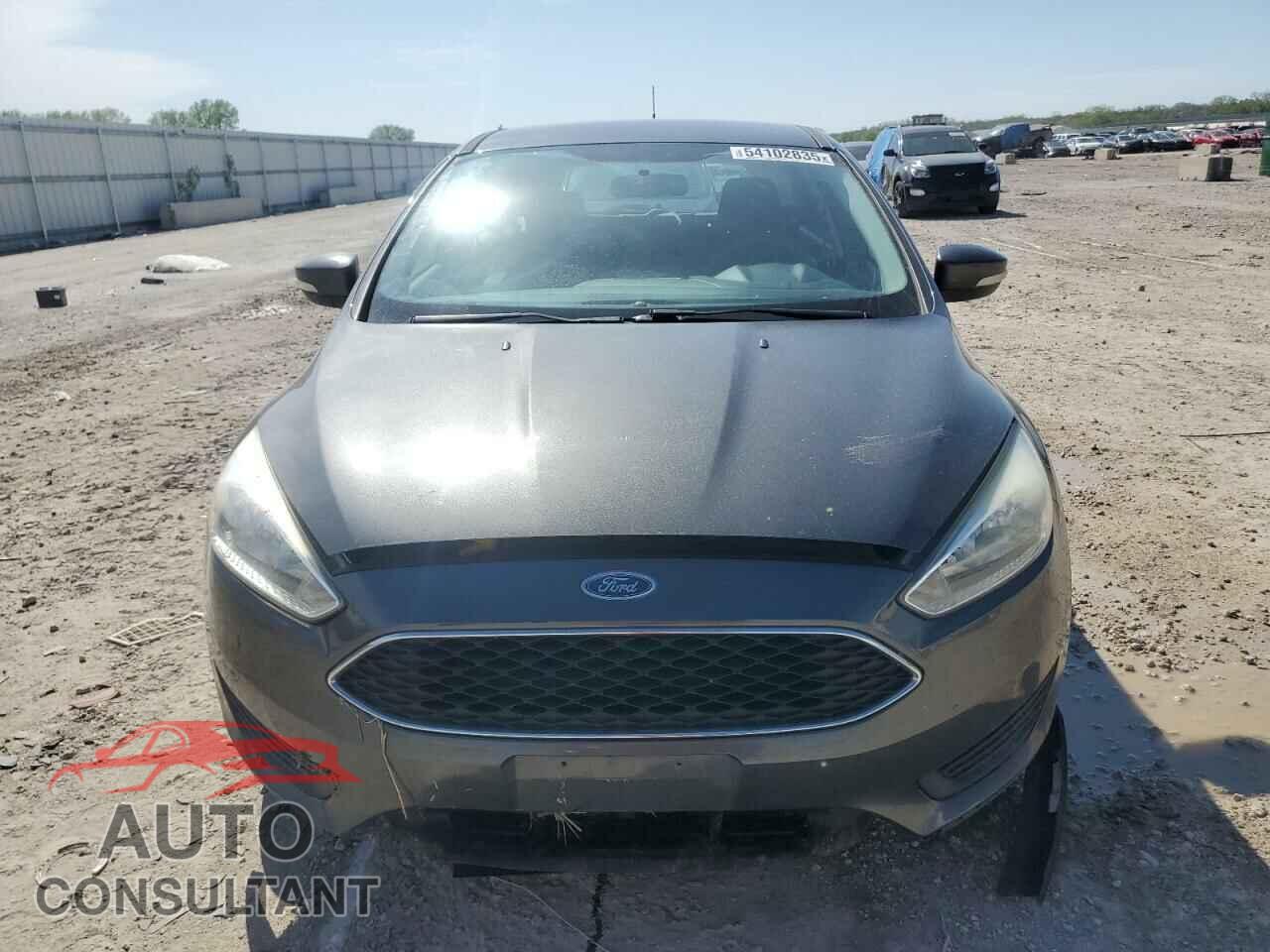 FORD FOCUS 2016 - 1FADP3K26GL369313