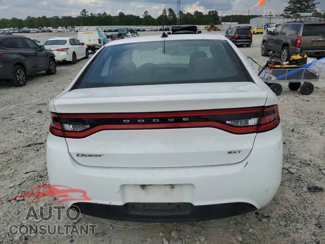 DODGE DART 2015 - 1C3CDFBB7FD150132