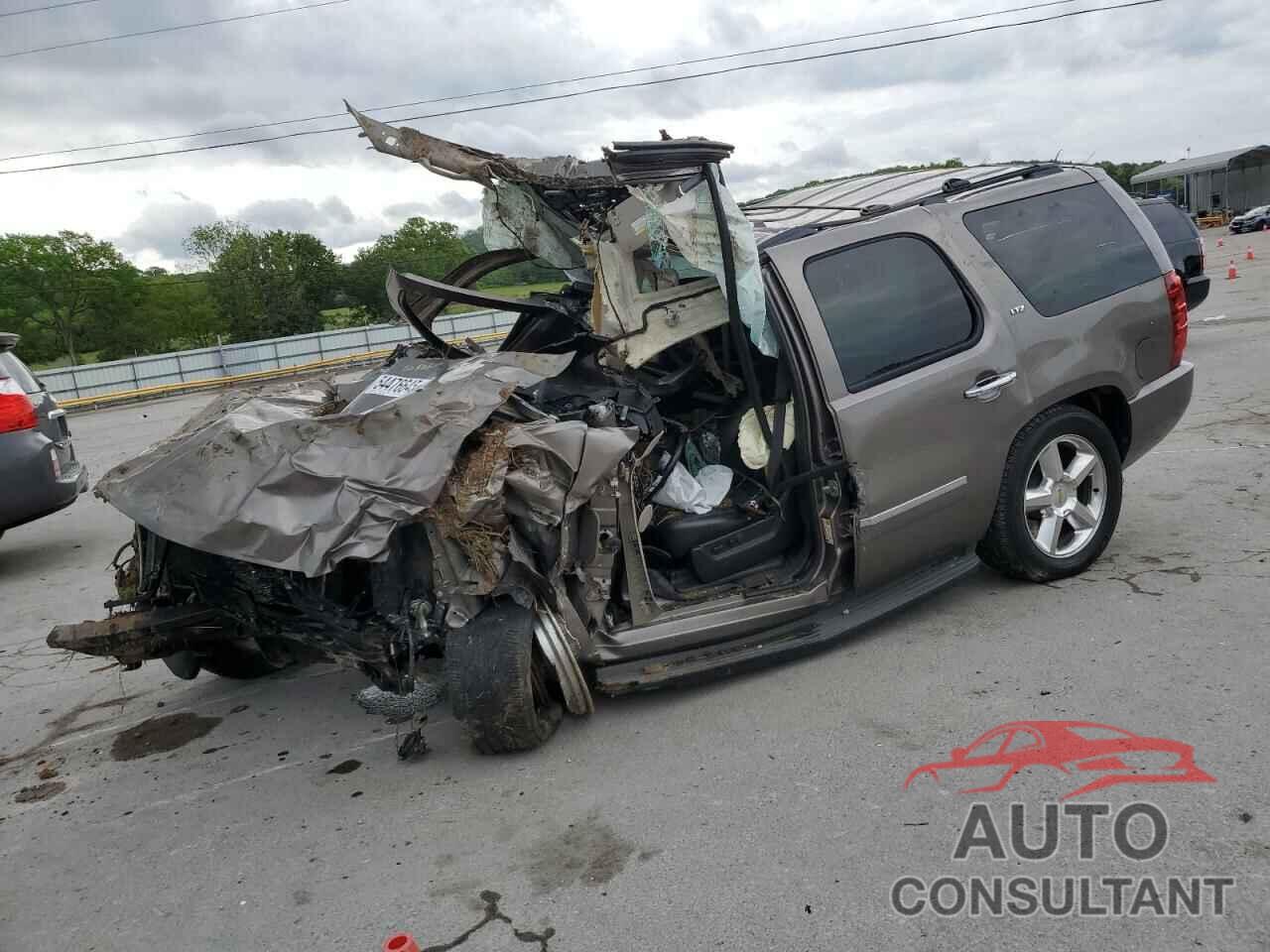 CHEVROLET TAHOE 2011 - 1GNSCCE00BR141456