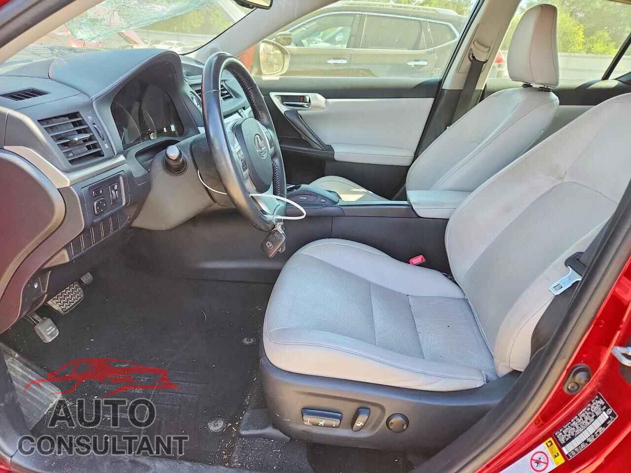 LEXUS CT 200 2012 - JTHKD5BH2C2082480