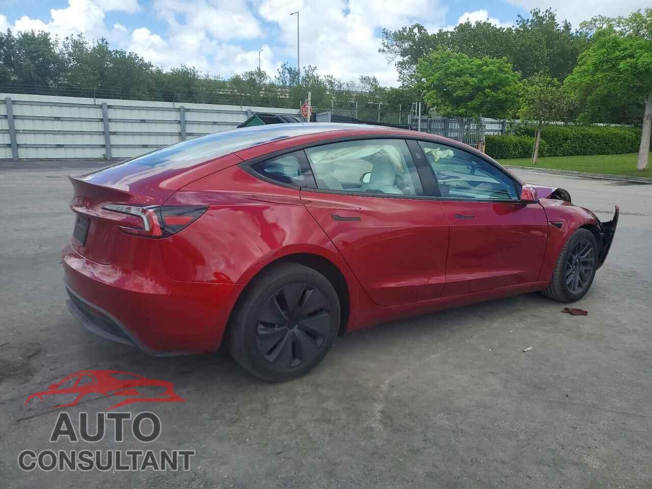 TESLA MODEL 3 2024 - 5YJ3E1EA6RF814948