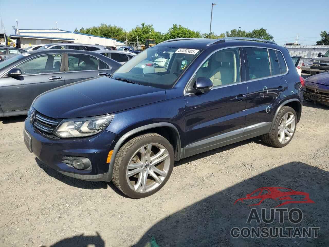 VOLKSWAGEN TIGUAN 2013 - WVGBV7AX4DW535460