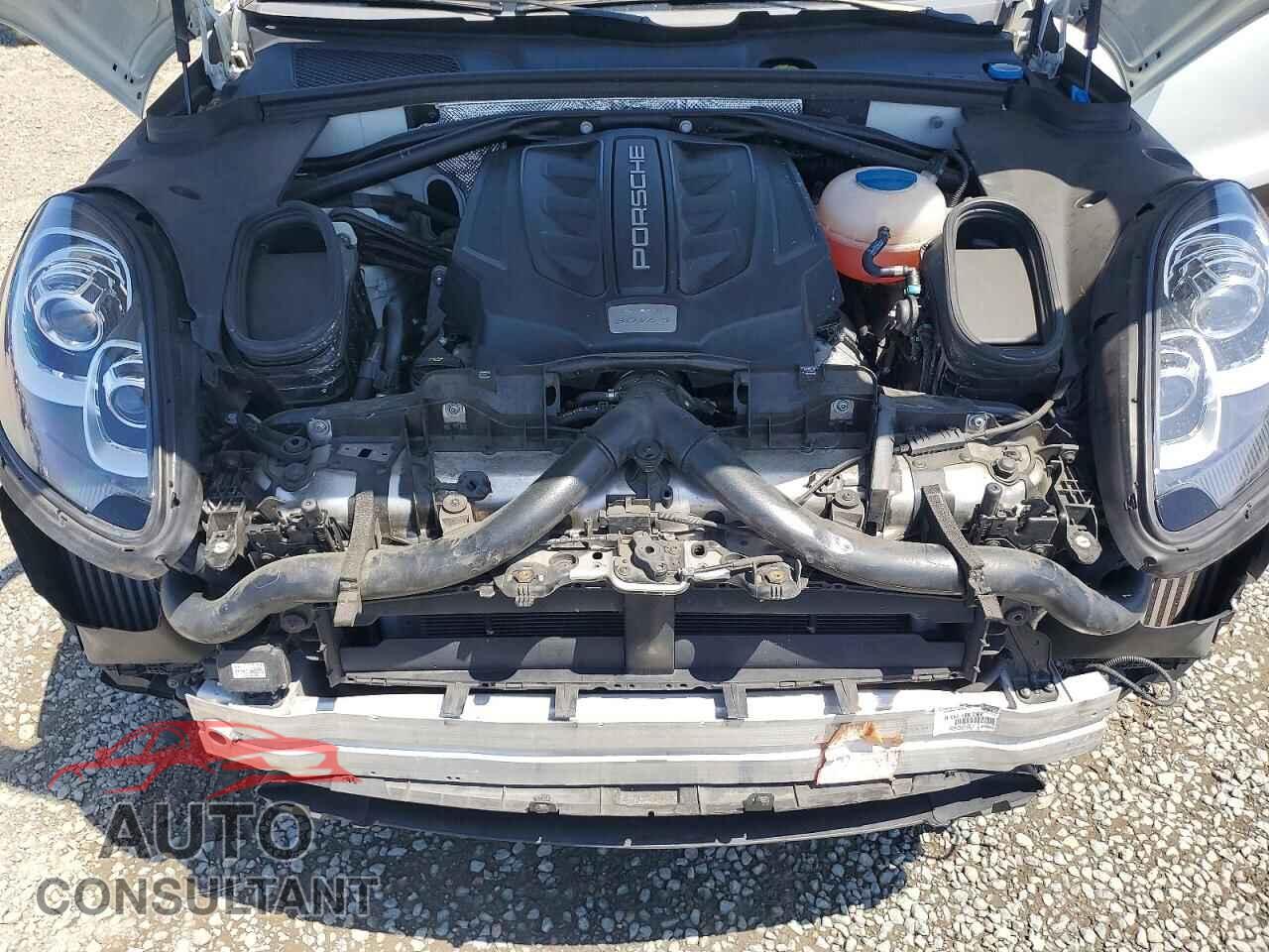 PORSCHE MACAN 2015 - WP1AB2A59FLB69640