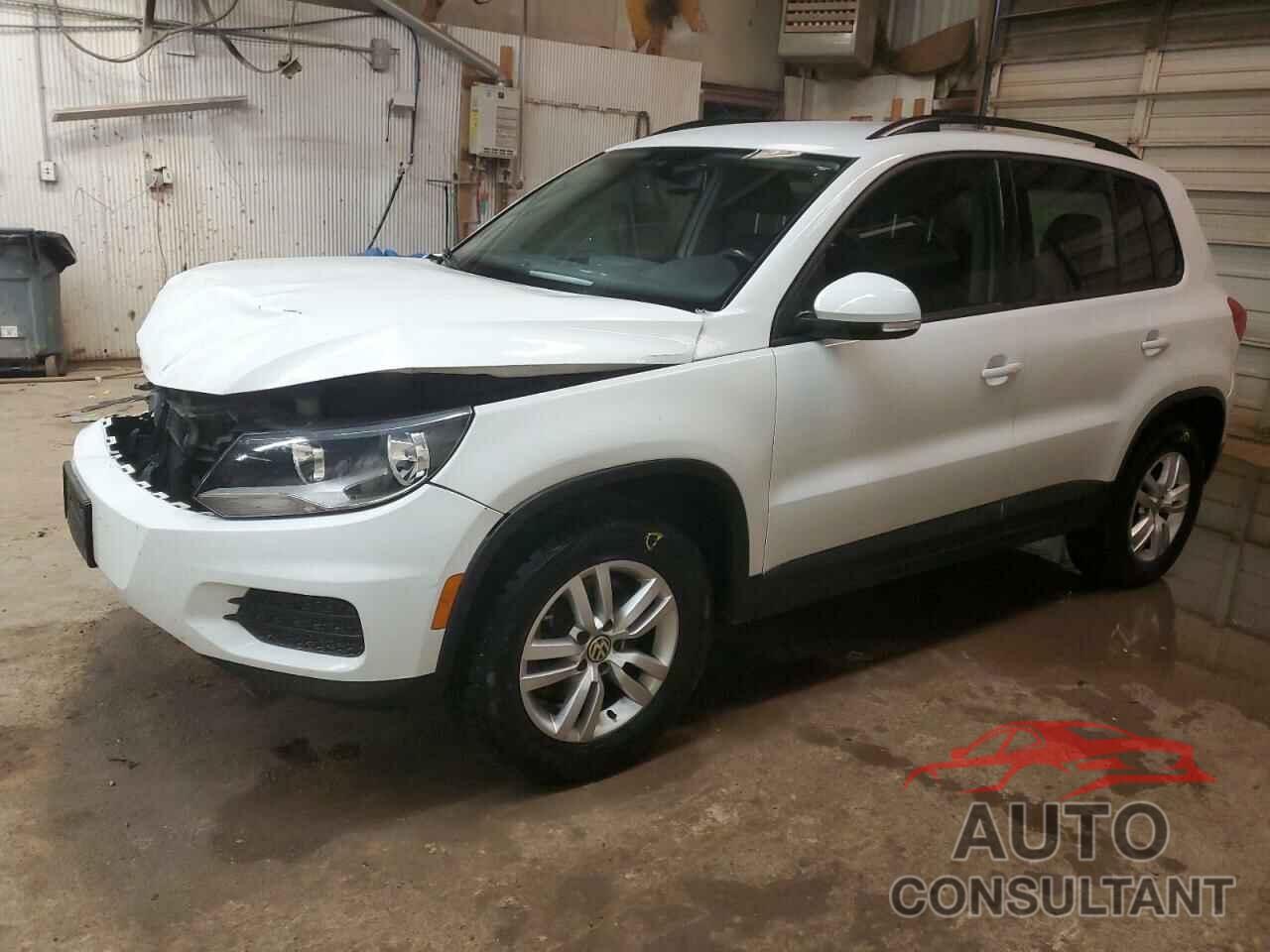 VOLKSWAGEN TIGUAN 2016 - WVGAV7AX1GK000271