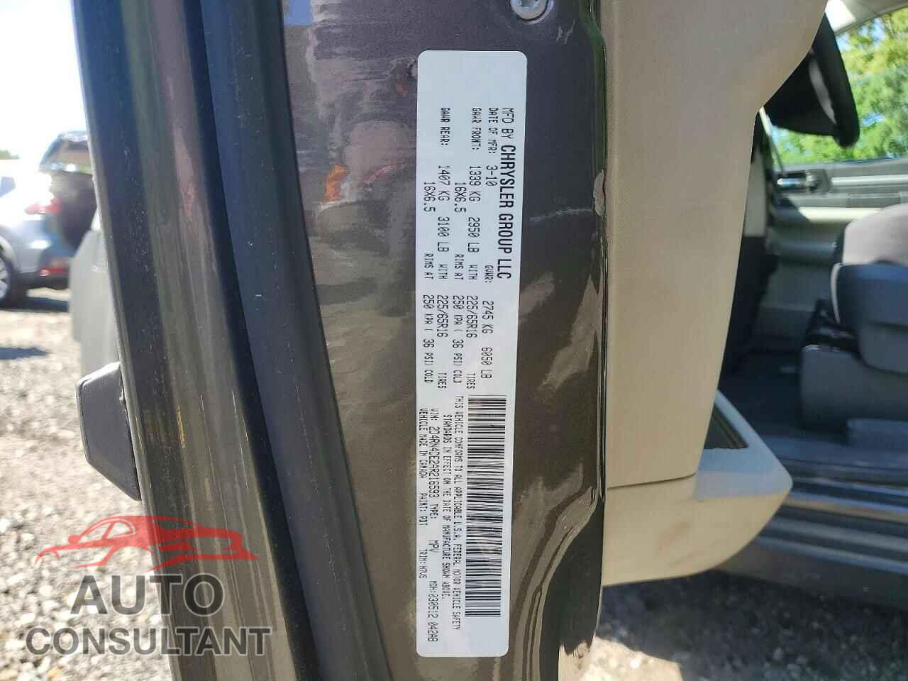 DODGE CARAVAN 2010 - 2D4RN4DE2AR216593