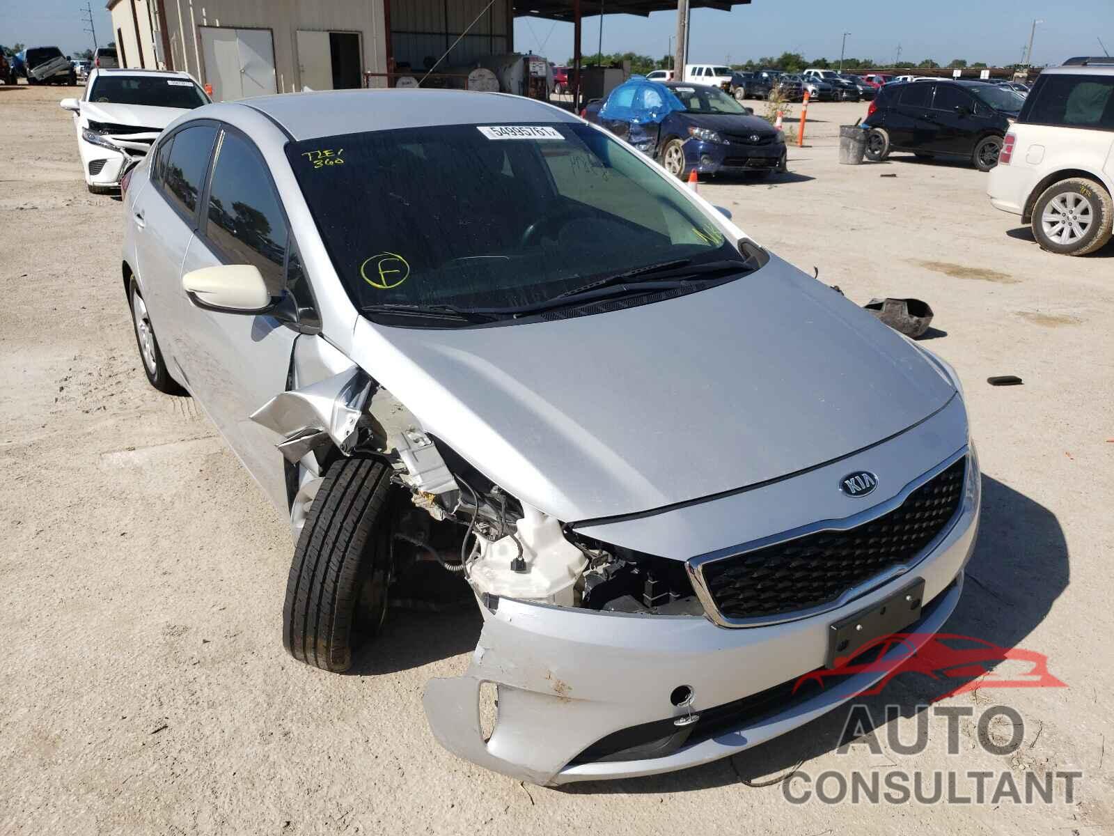 KIA FORTE 2018 - 3KPFL4A75JE165331
