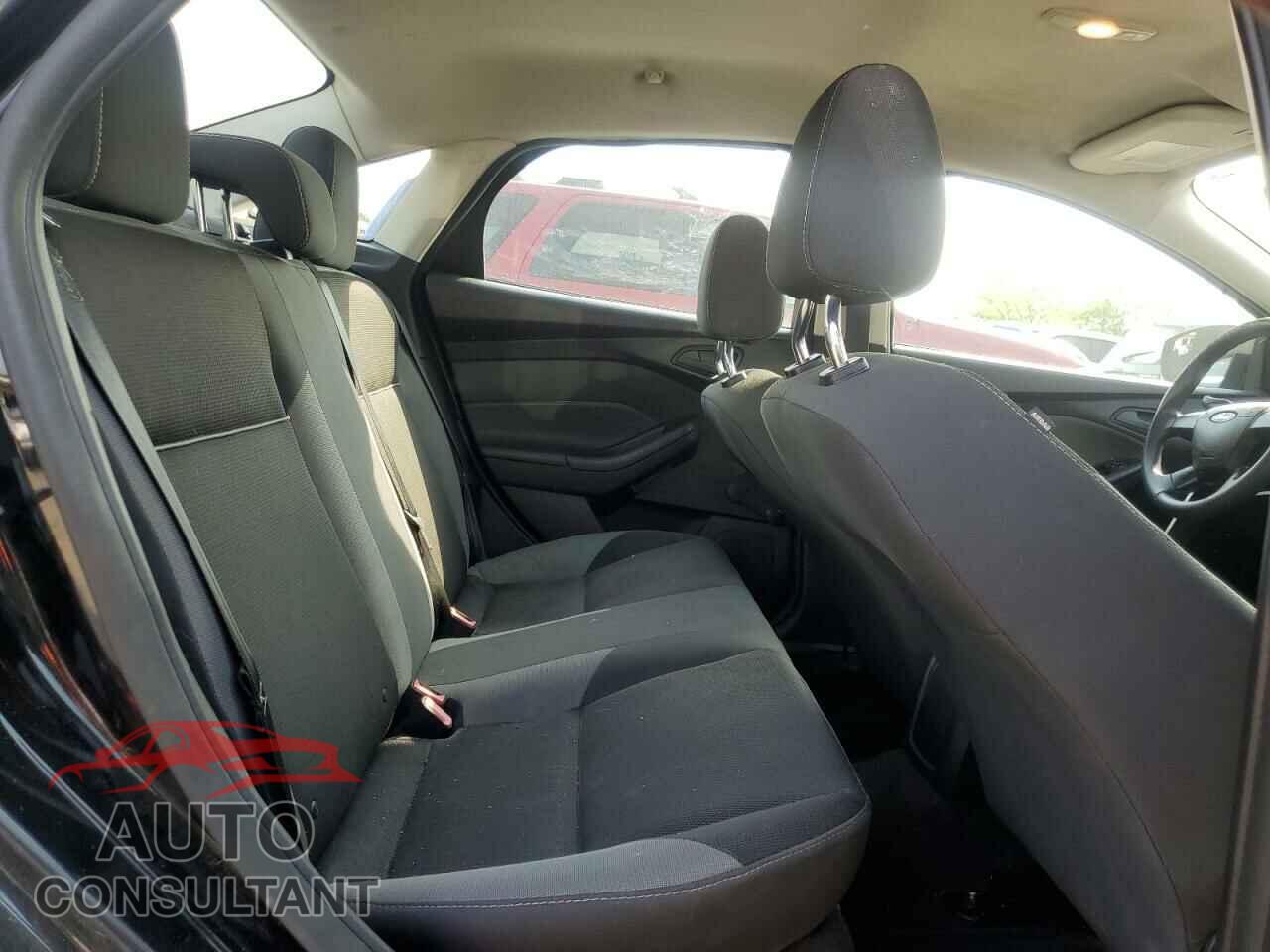 FORD FOCUS 2014 - 1FADP3E21EL357028
