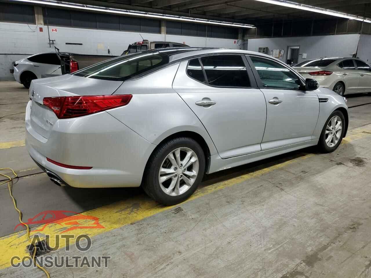 KIA OPTIMA 2013 - 5XXGN4A77DG240895