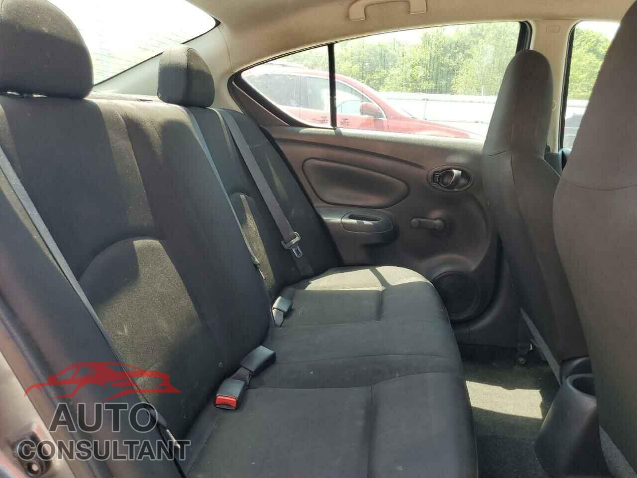 NISSAN VERSA 2017 - 3N1CN7AP1HL901544
