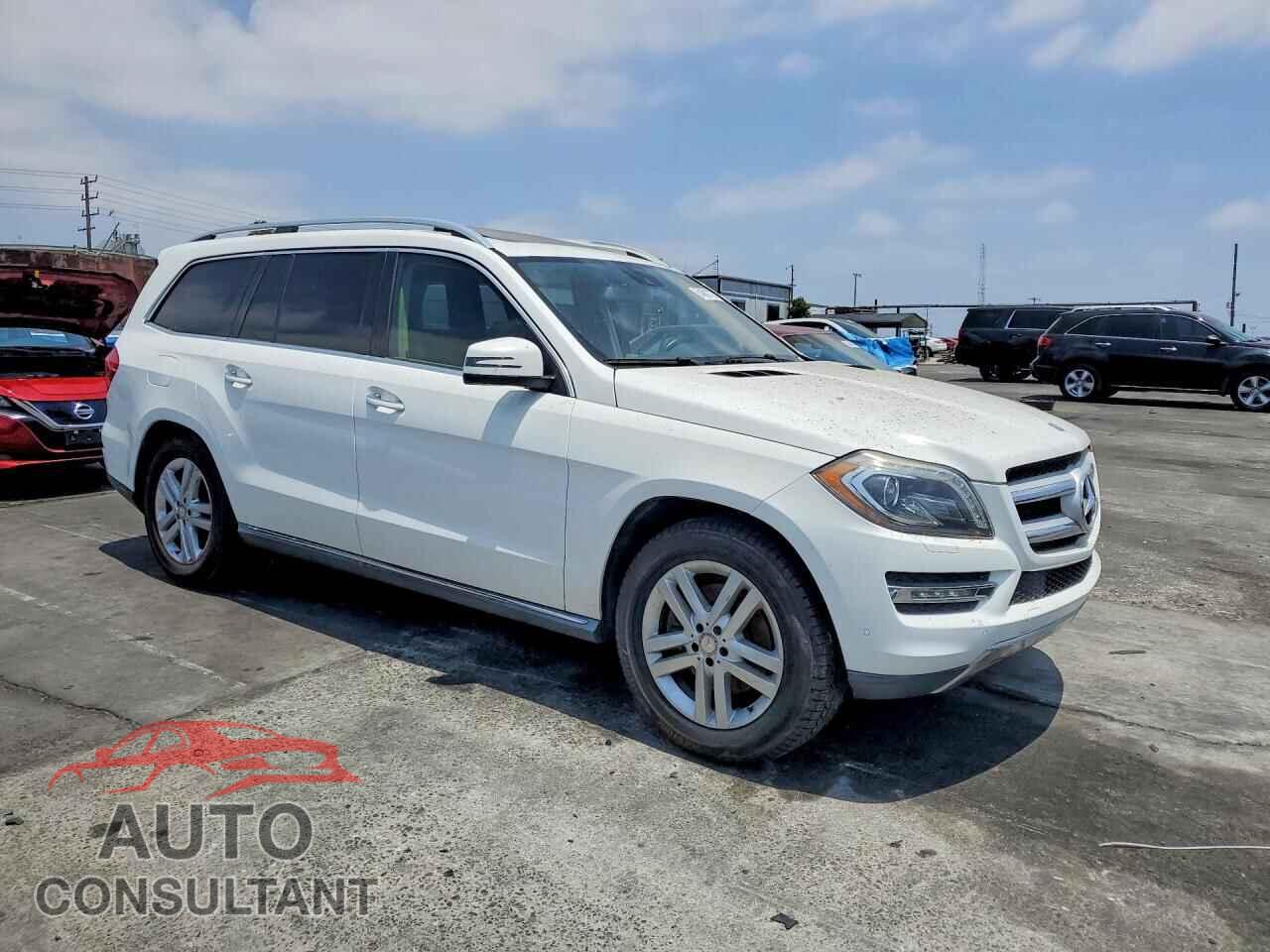 MERCEDES-BENZ GL-CLASS 2015 - 4JGDF2EE2FA481156