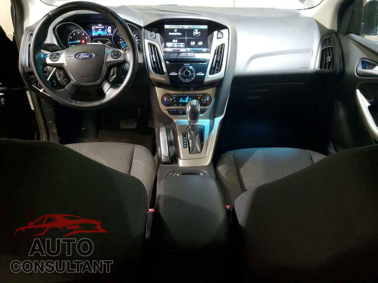 FORD FOCUS 2012 - 1FAHP3H28CL445763