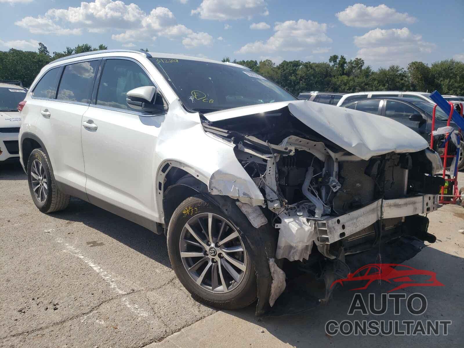 TOYOTA HIGHLANDER 2019 - 5TDKZRFH3KS312801