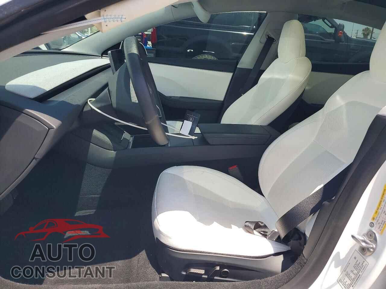 TESLA MODEL 3 2024 - 5YJ3E1EA0RF866348