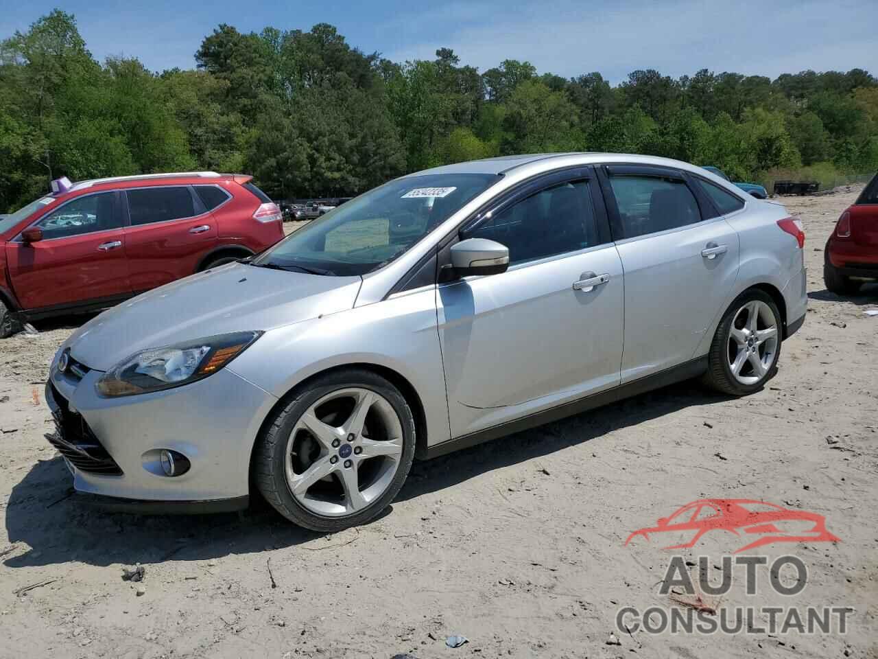 FORD FOCUS 2012 - 1FAHP3J2XCL187675