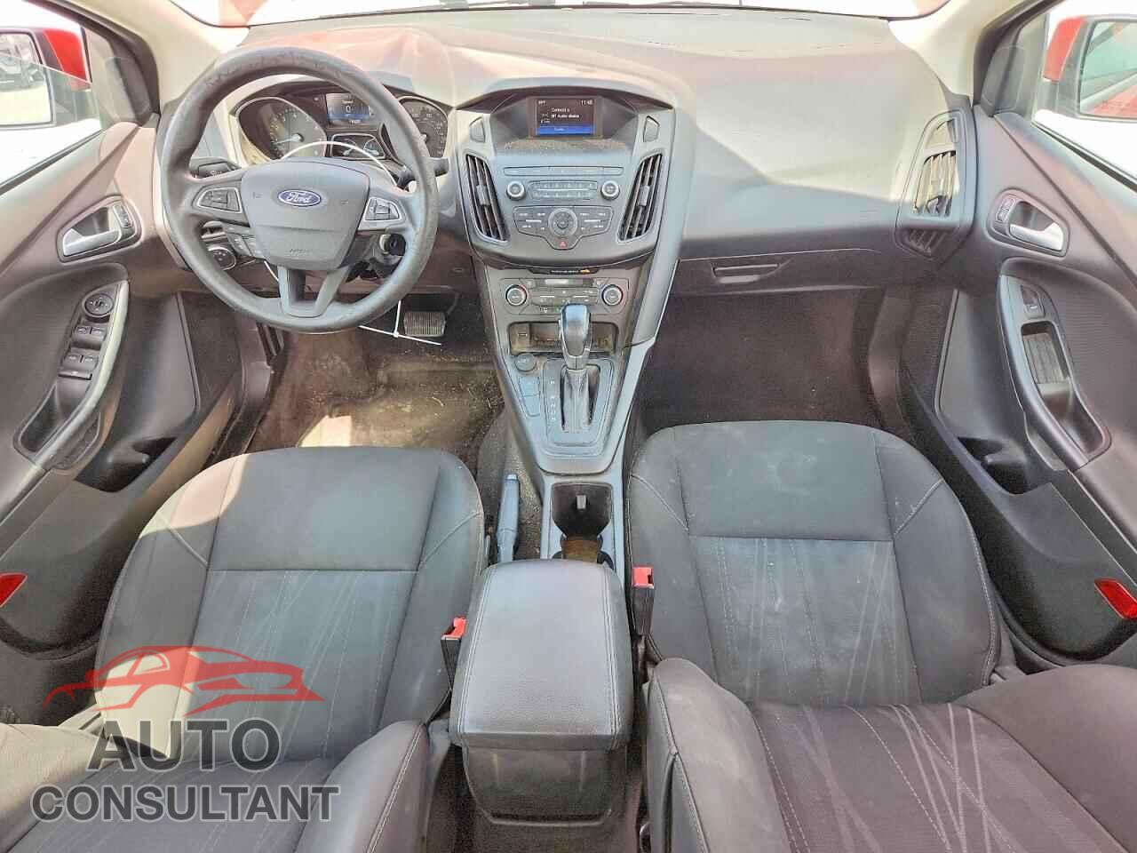 FORD FOCUS 2018 - 1FADP3FE0JL286830