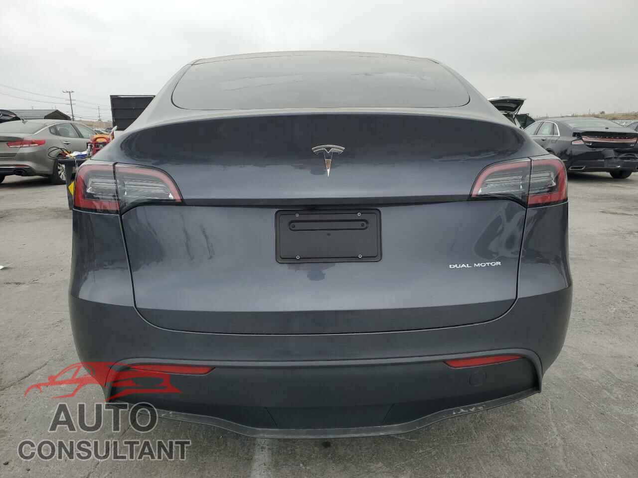 TESLA MODEL Y 2023 - 7SAYGDEE1PF913763