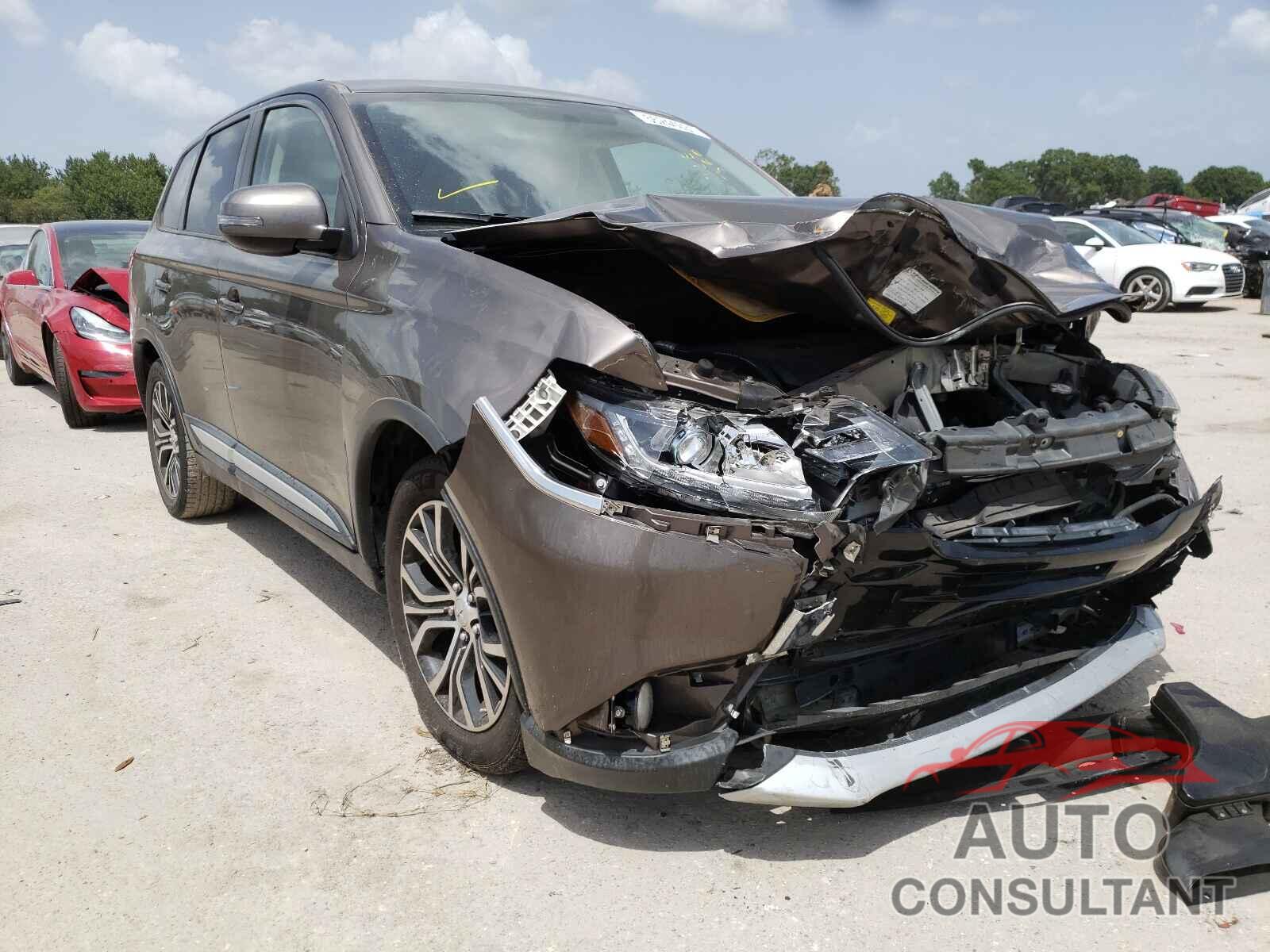 MITSUBISHI OUTLANDER 2017 - JA4AD3A34HZ005559