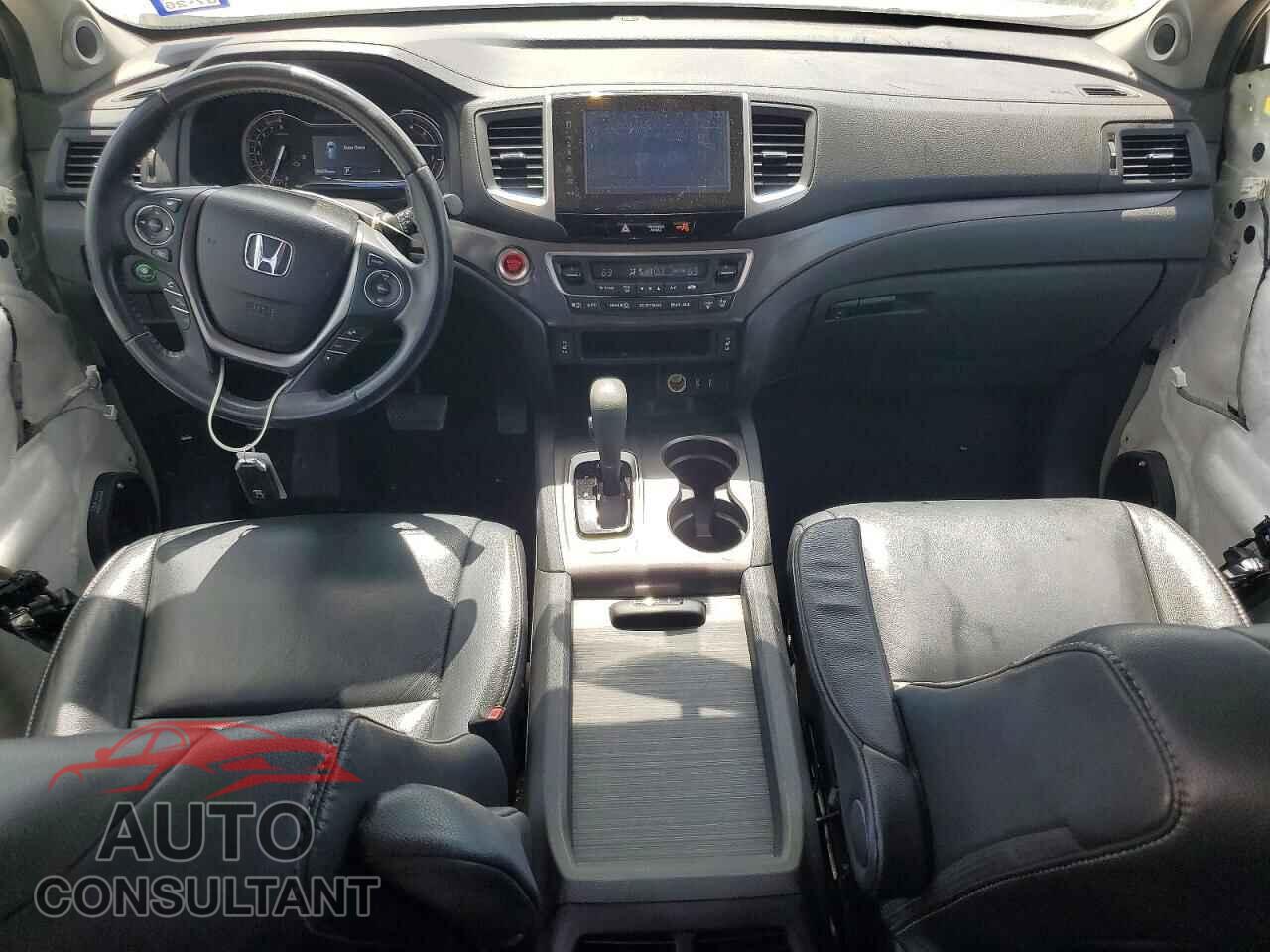 HONDA PILOT 2017 - 5FNYF5H53HB025664