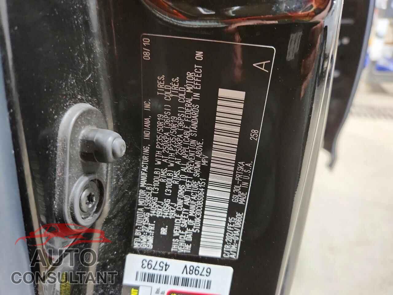TOYOTA SIENNA 2025 - 5TDXK3DC0BS064151