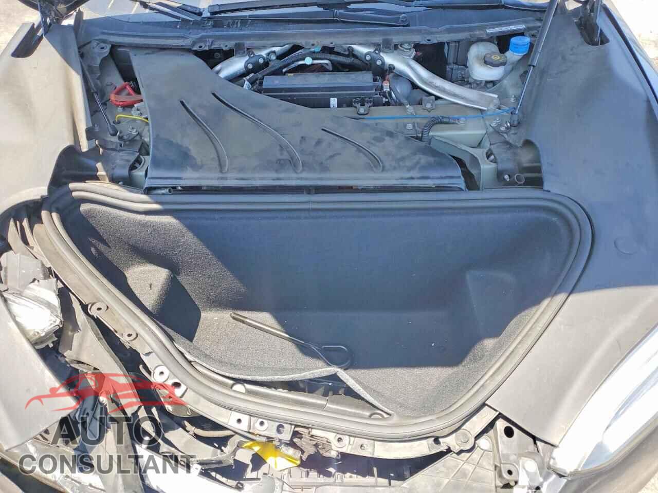 TESLA MODEL S 2018 - 5YJSA1E26JF296411