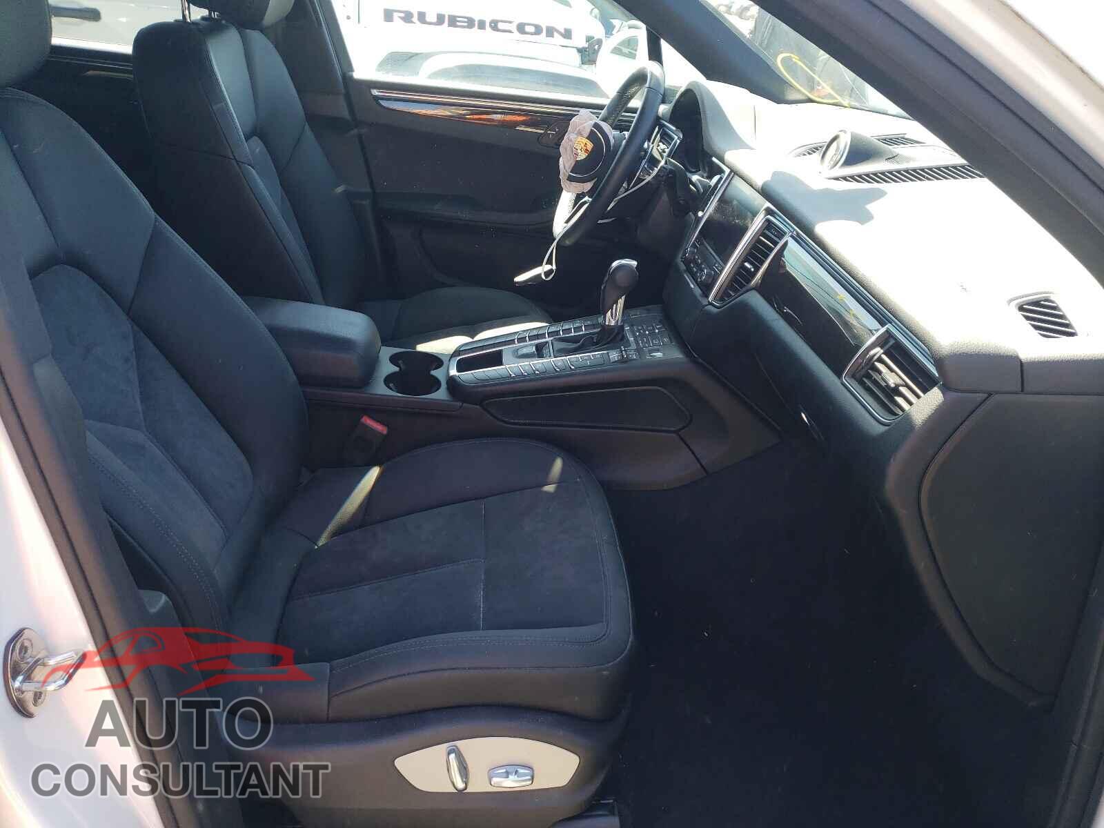PORSCHE MACAN 2017 - WP1AA2A52HLB80808